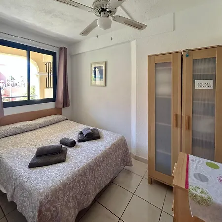 Appartement Studio In Castle Harbour With Pool Viewc008